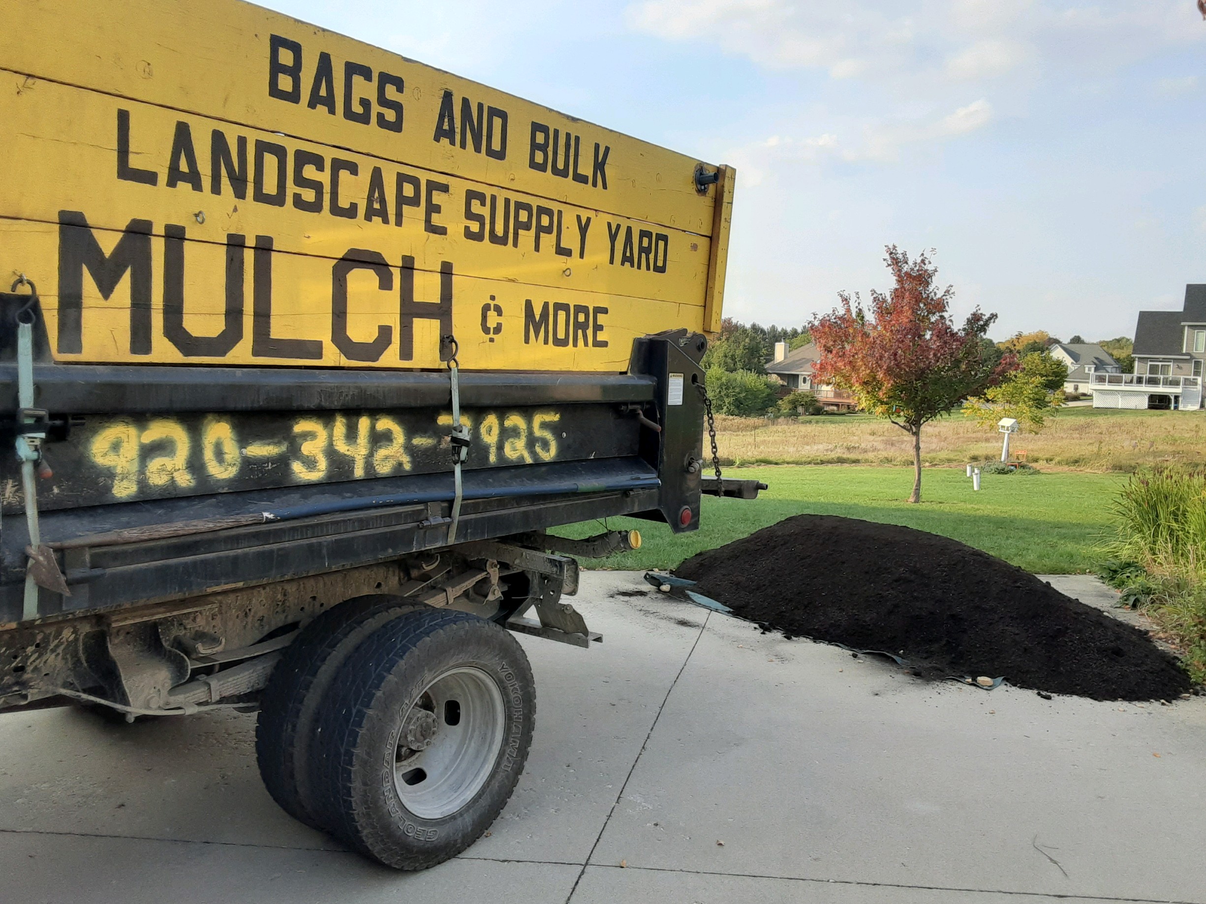 Oconomowoc Compost Delivery