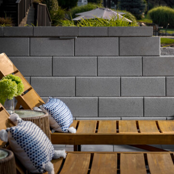 Diamond Pro Smooth Face Retaining Wall