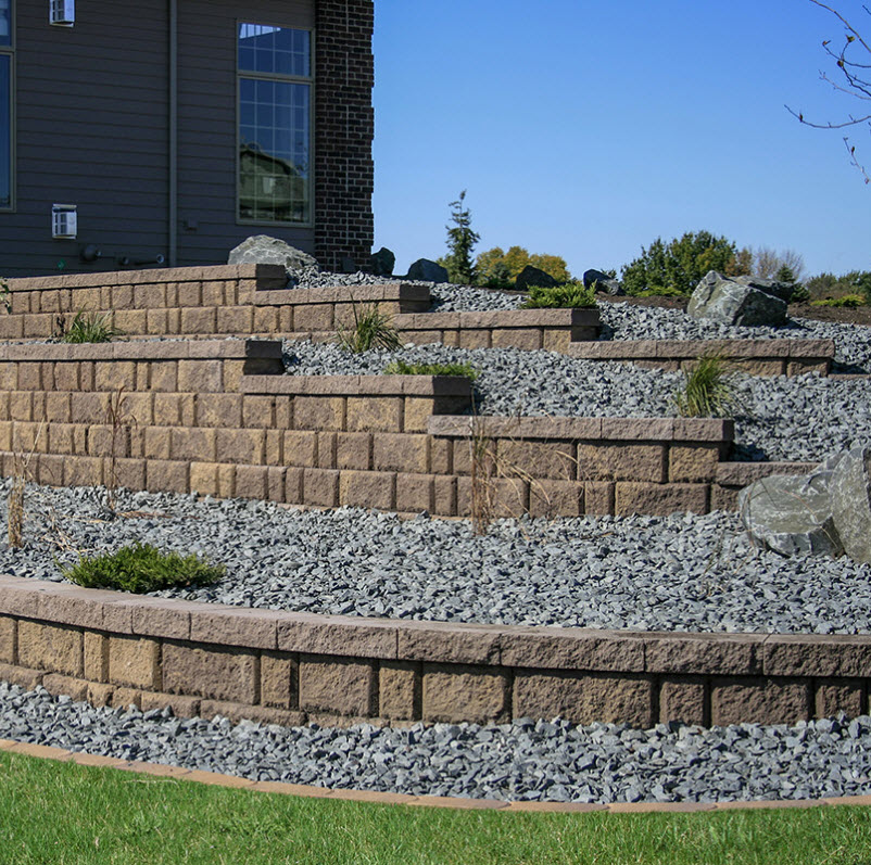 Classic Colonial 8 Retaining Wall