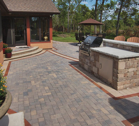 Holland Pavers | Bags and Bulk Landscape Supply Yard