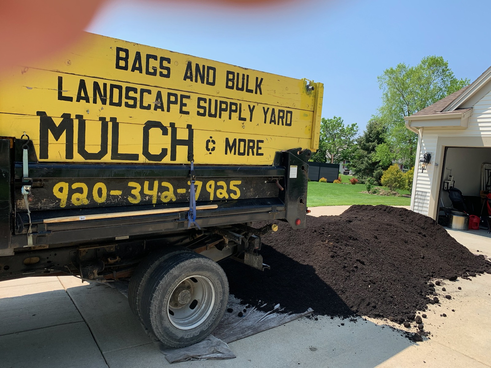 Compost Delivery to Oconomowoc